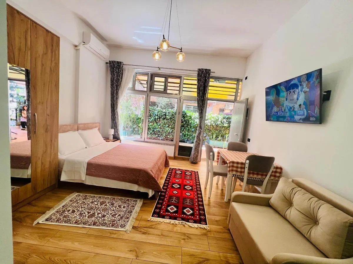 Zarina Guesthouse Tirana 0*,