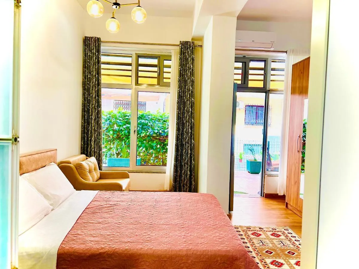 Zarina Guesthouse Tirana Albánie
